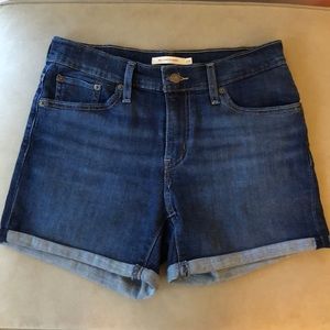 Levi’s mid length denim shorts